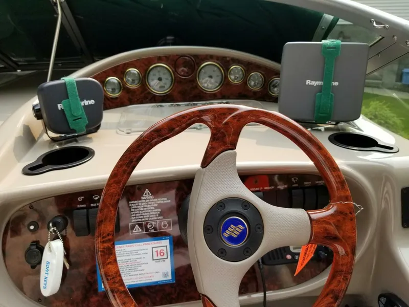 Slide: The Image of Four Winns 248 Vista 2004 - 5709828