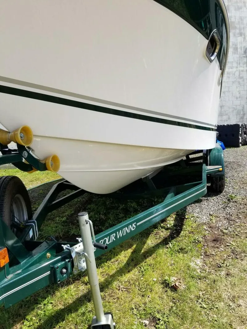 Slide: The Image of Four Winns 248 Vista 2004 - 5709806