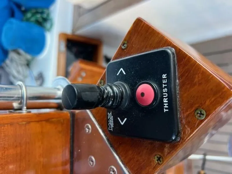 Slide: The Image of Tayana V42 1986 - 5709846