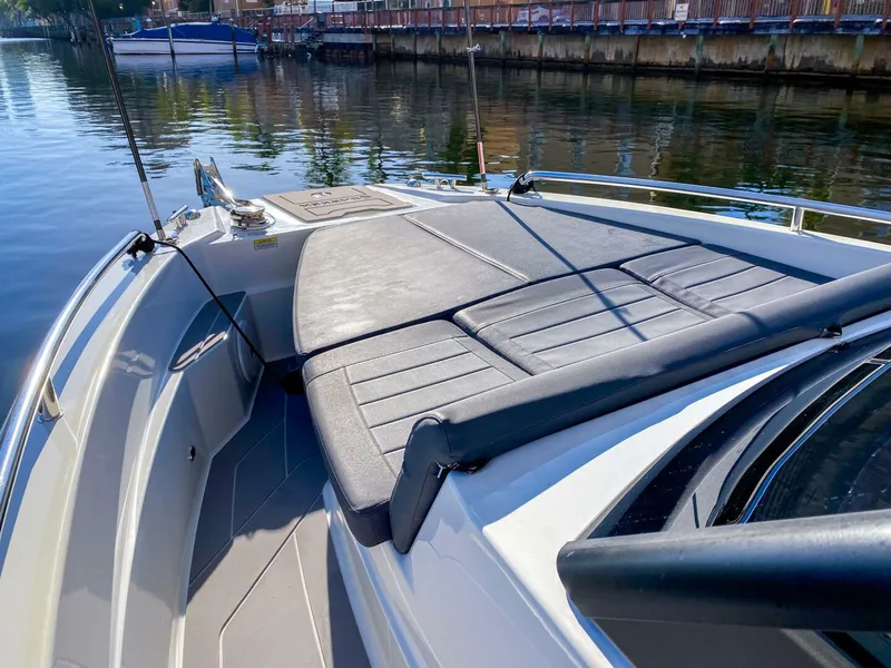 Slide: The Image of Quarken 27 T-Top 2023 - 5710005