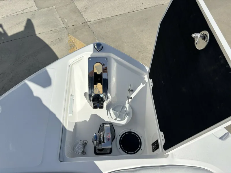 Slide: The Image of Sea Fox 248 Commander 2026 - 6484069