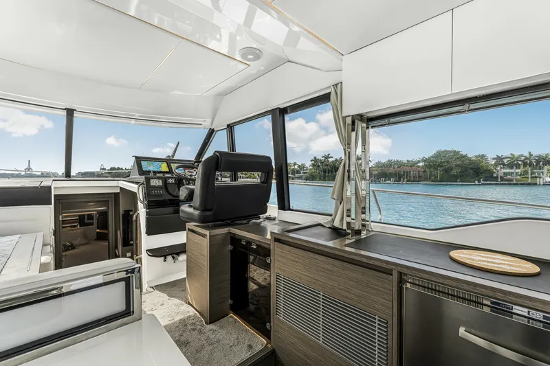 Slide: The Image of Jeanneau NC1295 Fly 2025 - 5919461