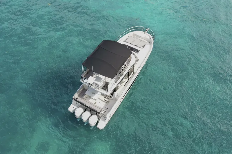 Slide: The Image of Jeanneau NC1295 Fly 2025 - 5919439