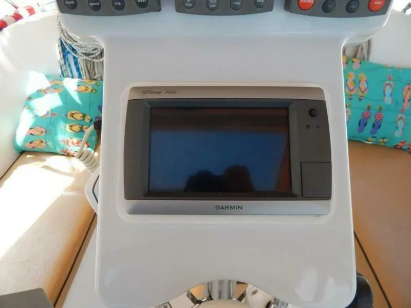 Slide: The Image of Beneteau 373 2004 - 5711634