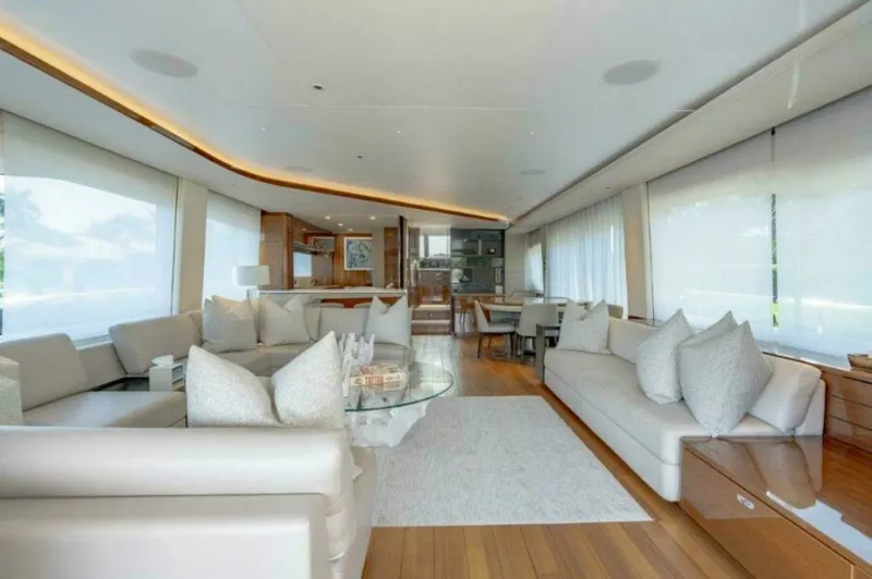 Slide: The Image of Princess 85 Kaos Salon 2019 Princess 85 Kaos - 7658031