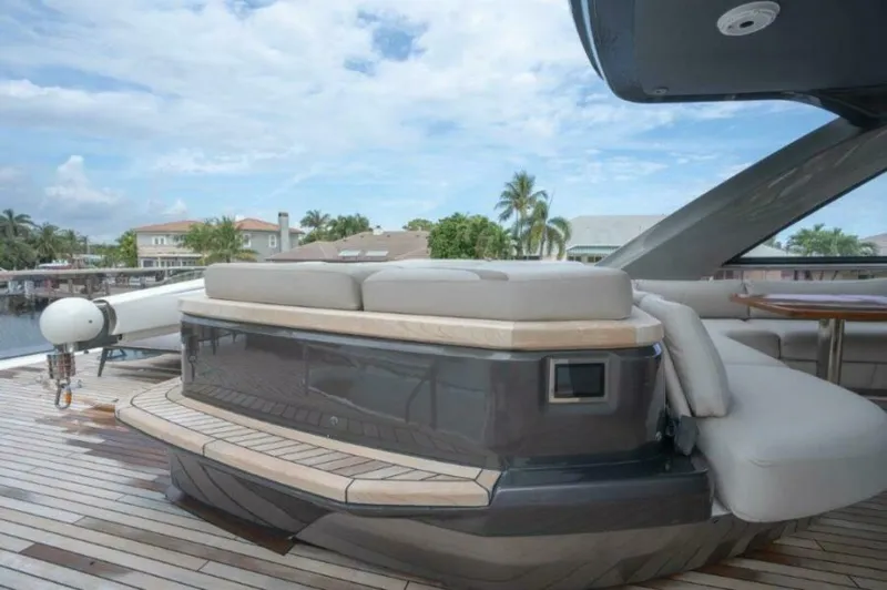 Slide: The Image of Princess 85 Kaos Flybridge 2019 Princess 85 Kaos - 5712100