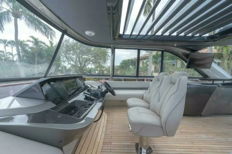 Slide: The Image of Princess 85 Kaos Flybridge 2019 Princess 85 Kaos - 7658069