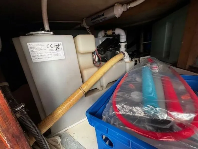 Slide: The Image of Willard Vega 1972 - 5713075