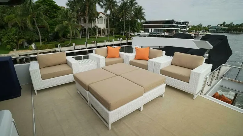 Slide: The Image of Flybridge Lounge - 5714829