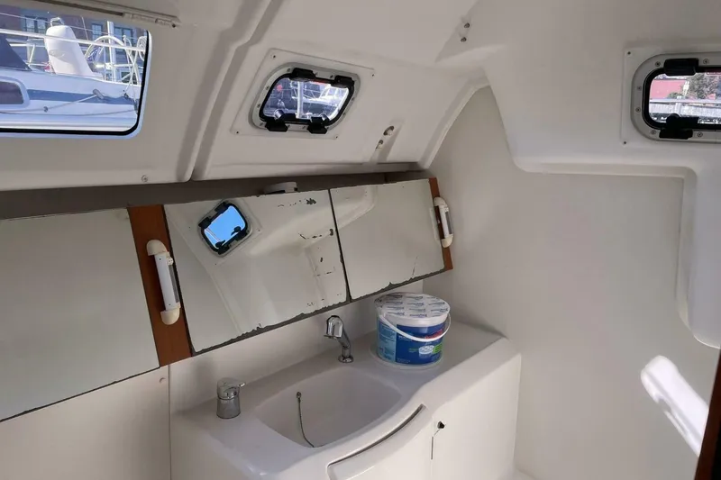 Slide: The Image of Beneteau Oceanis 37 2015 - 5712843