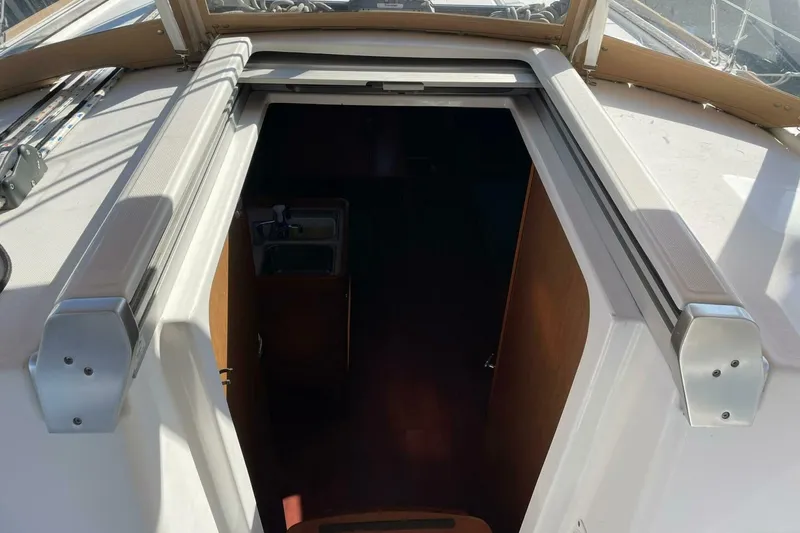 Slide: The Image of Beneteau Oceanis 37 2015 - 5712840