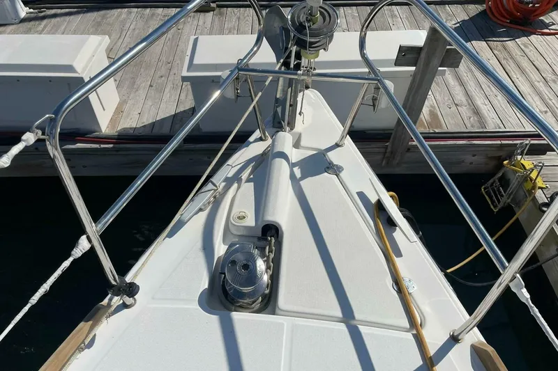 Slide: The Image of Beneteau Oceanis 37 2015 - 5712863