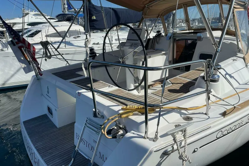 Slide: The Image of Beneteau Oceanis 37 2015 - 5712870