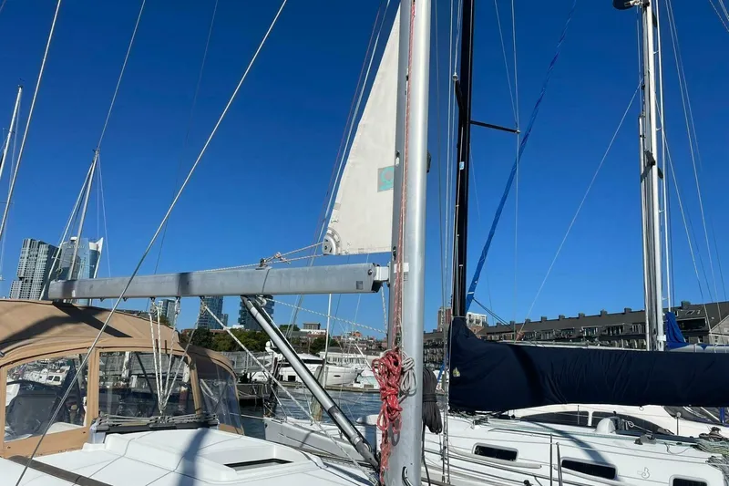 Slide: The Image of Beneteau Oceanis 37 2015 - 5712865