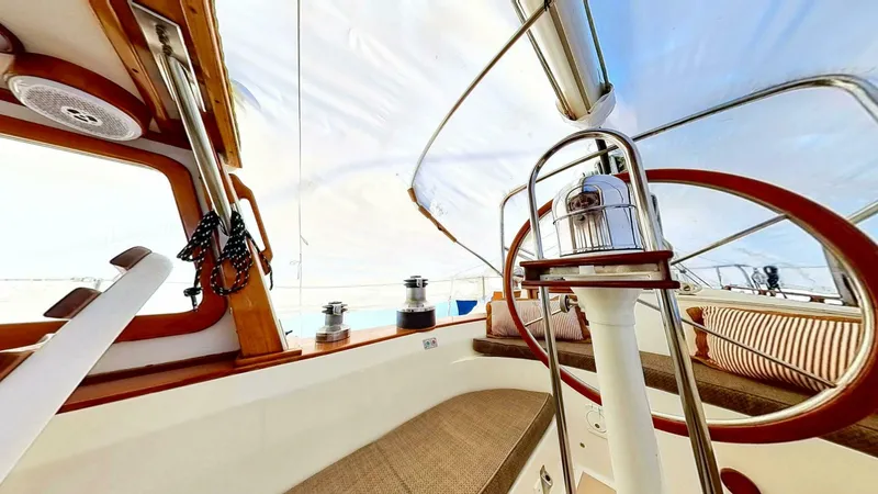 Slide: The Image of Shannon Aegean 1984 - 5719284