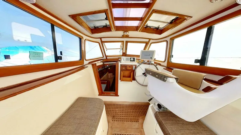 Slide: The Image of Shannon Aegean 1984 - 5719282