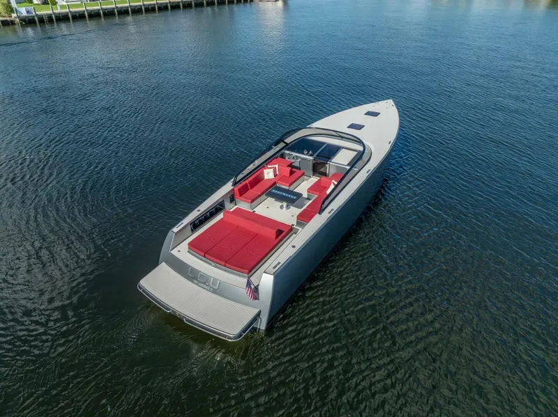 Slide: The Image of VanDutch 55 2016 - 5733271