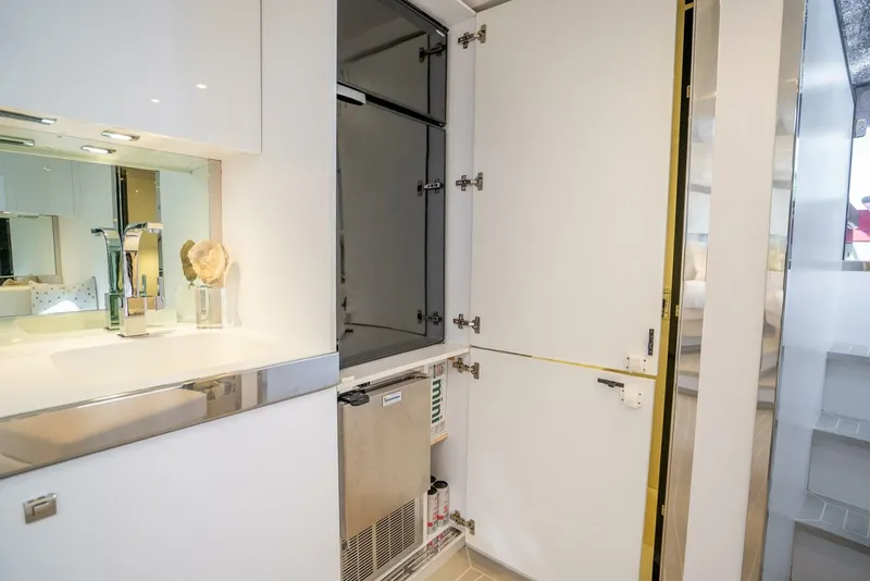 Slide: The Image of VanDutch 55 2016 - 5733292