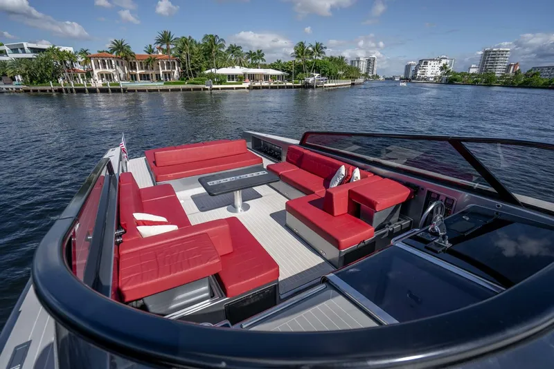 Slide: The Image of VanDutch 55 2016 - 5733314