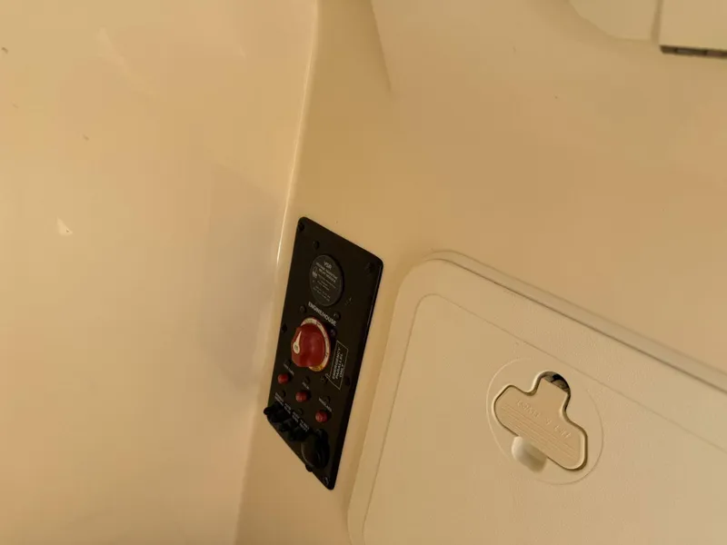 Slide: The Image of Scout 245 XSF 2012 - 5713176