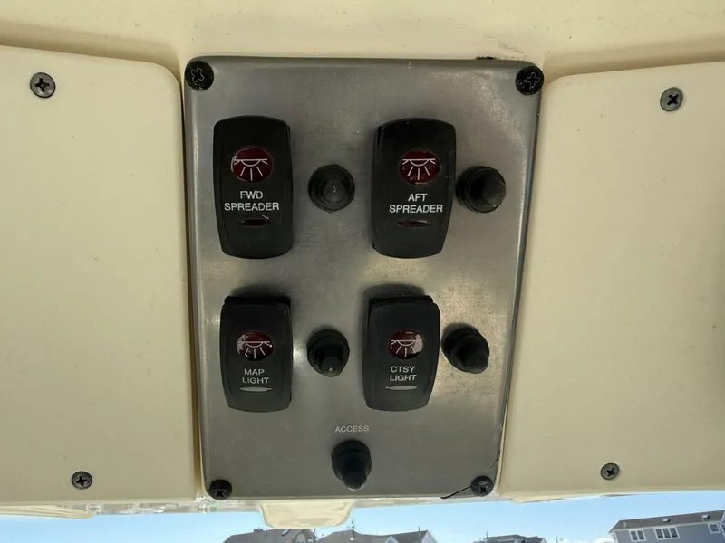 Slide: The Image of Scout 245 XSF 2012 - 5713183