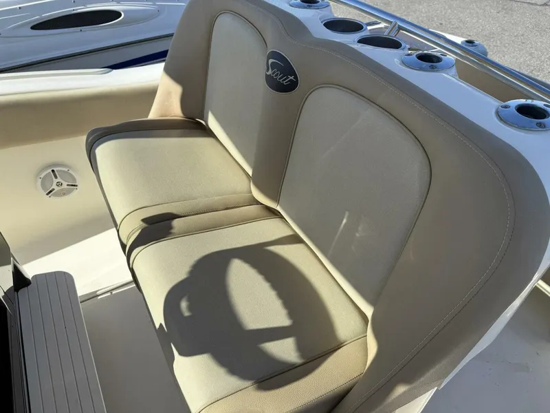 Slide: The Image of Scout 245 XSF 2012 - 5713186