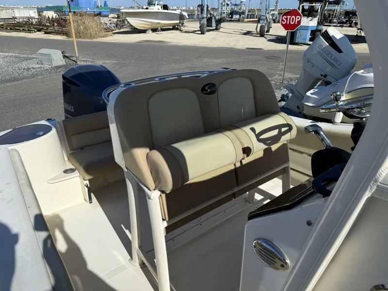 Slide: The Image of Scout 245 XSF 2012 - 5713187