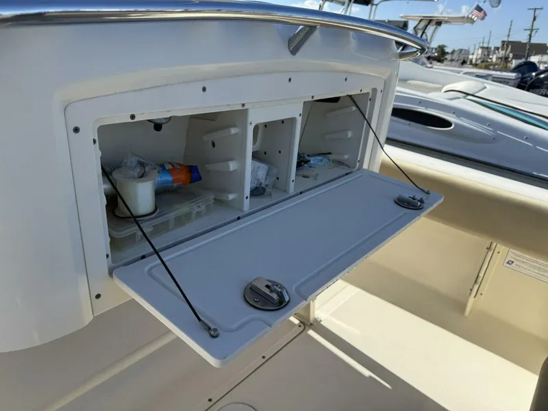 Slide: The Image of Scout 245 XSF 2012 - 5713189