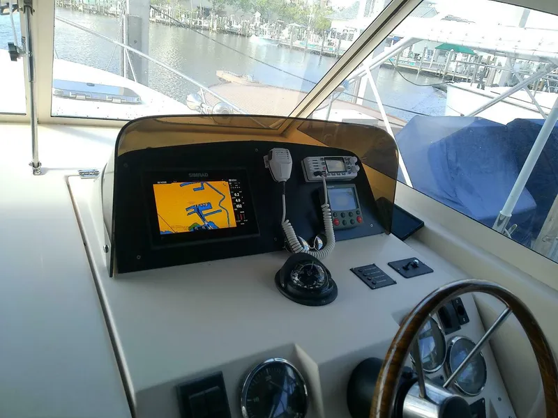 Slide: The Image of Mainship 34 Pilot II 2004 - 5714764