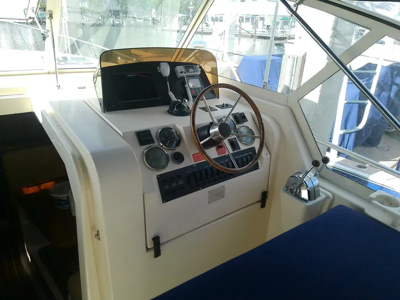 Slide: The Image of Mainship 34 Pilot II 2004 - 5714776