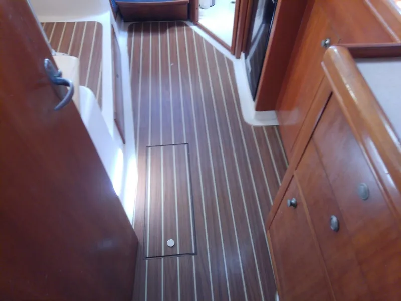 Slide: The Image of Mainship 34 Pilot II 2004 - 5714784