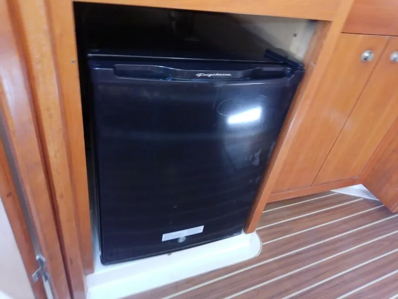 Slide: The Image of Mainship 34 Pilot II 2004 - 5714795