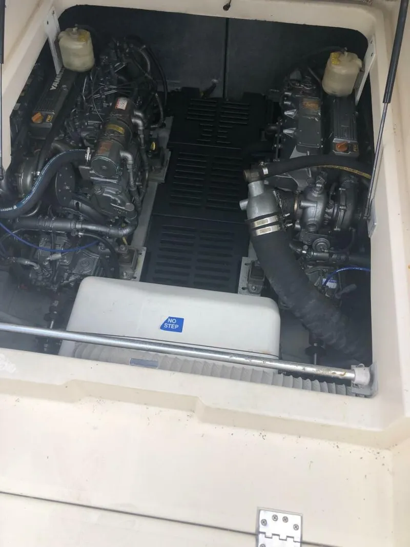 Slide: The Image of Mainship 34 Pilot II 2004 - 5714812