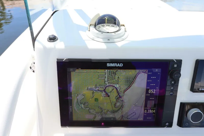 Slide: The Image of Canyon Bay 24H 2016 - 5715298