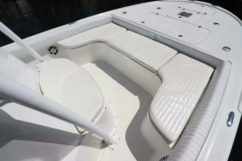 Slide: The Image of Canyon Bay 24H 2016 - 5715304