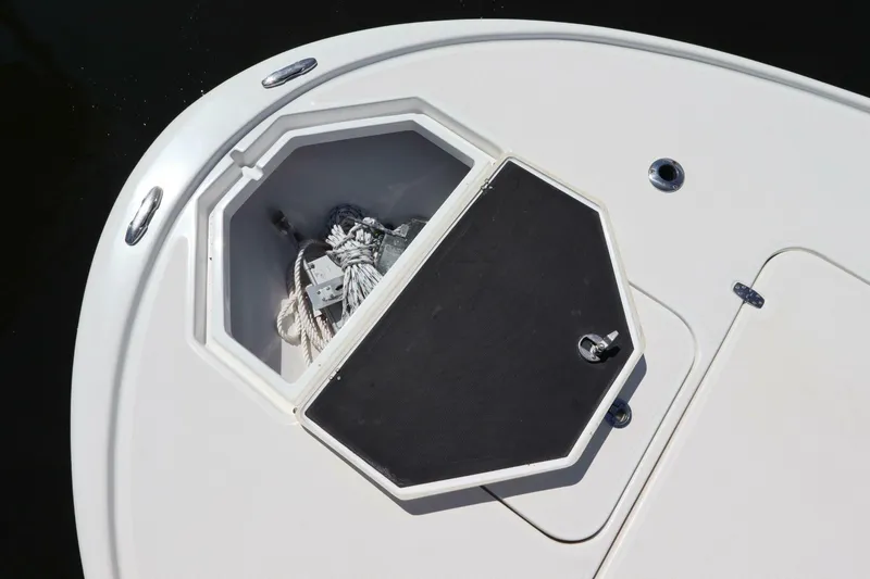 Slide: The Image of Canyon Bay 24H 2016 - 5715308