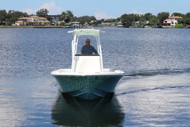 Slide: The Image of Canyon Bay 24H 2016 - 5715287