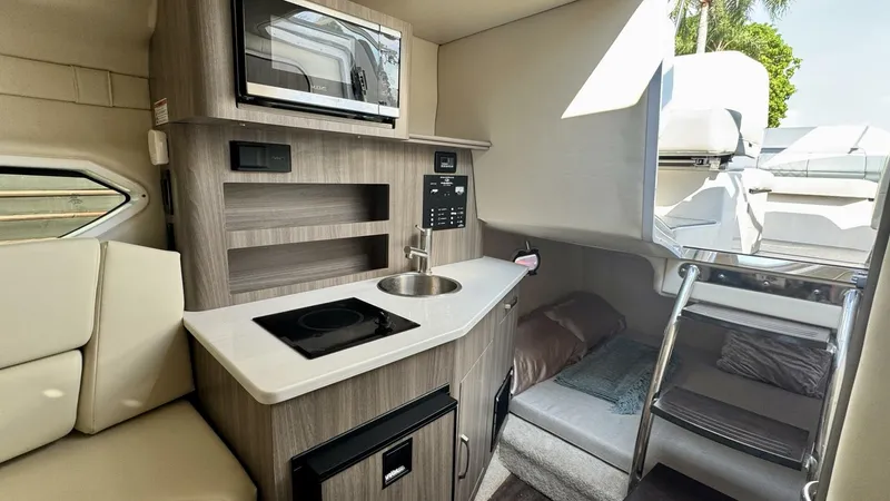 Slide: The Image of 2022 Regal 26 XO - 5715492