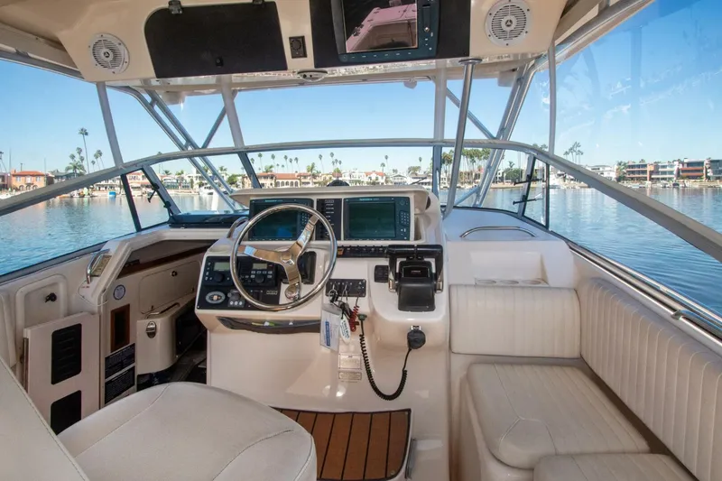 Slide: The Image of 2006 Grady-White 330 Express - POLE POSITION - 5737095