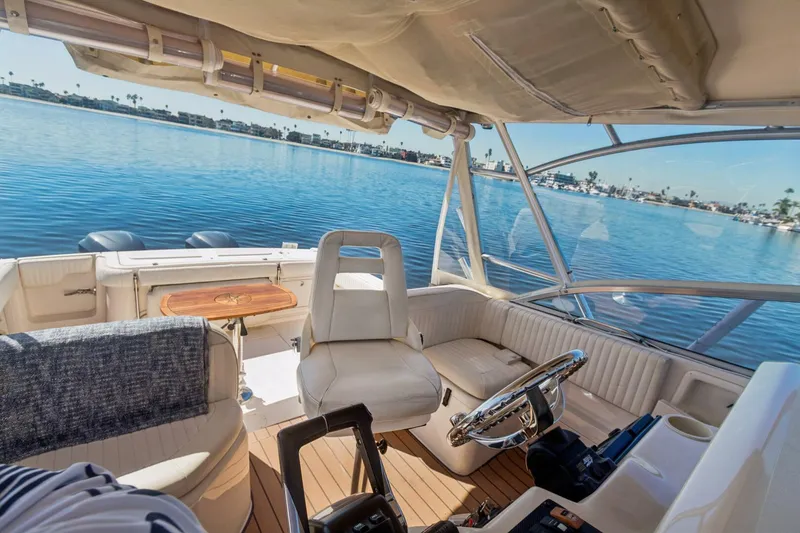 Slide: The Image of 2006 Grady-White 330 Express - POLE POSITION - 5737096