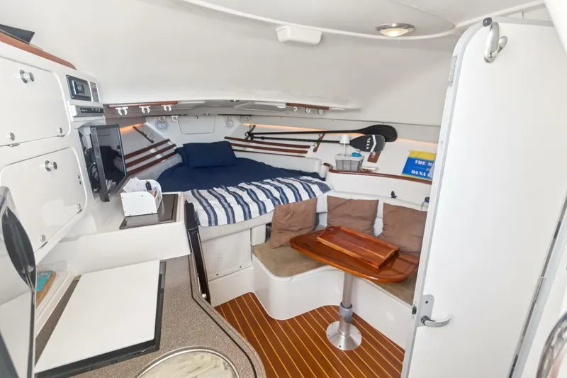 Slide: The Image of 2006 Grady-White 330 Express - POLE POSITION - 5737086