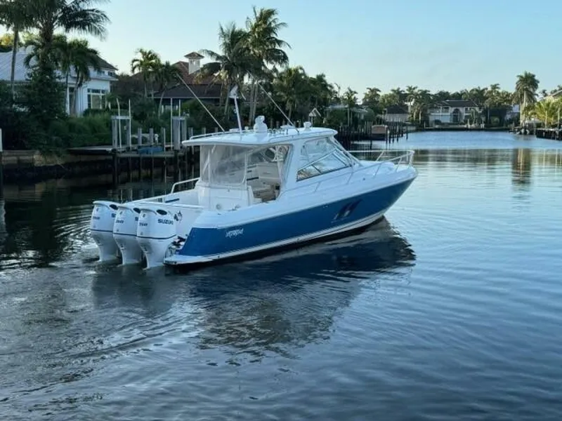 Slide: The Image of 2019 Intrepid 430 Sport Yacht SAGA - 5746988
