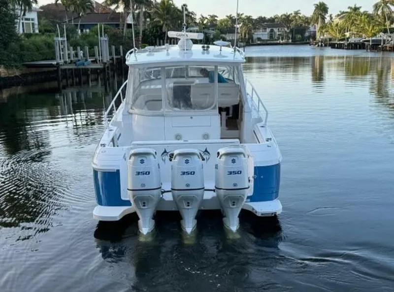 Slide: The Image of 2019 Intrepid 430 Sport Yacht SAGA - 5746989