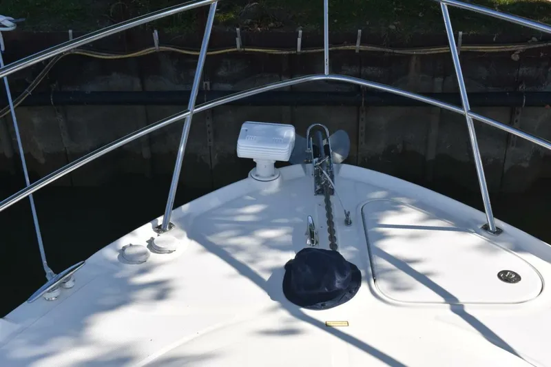 Slide: The Image of Sea Ray 390 Sundancer 2005 - 5715925