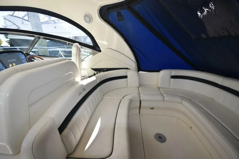 Slide: The Image of Sea Ray 390 Sundancer 2005 - 5715941