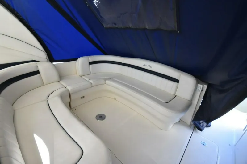 Slide: The Image of Sea Ray 390 Sundancer 2005 - 5715942