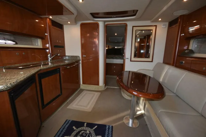 Slide: The Image of Sea Ray 390 Sundancer 2005 - 5715950