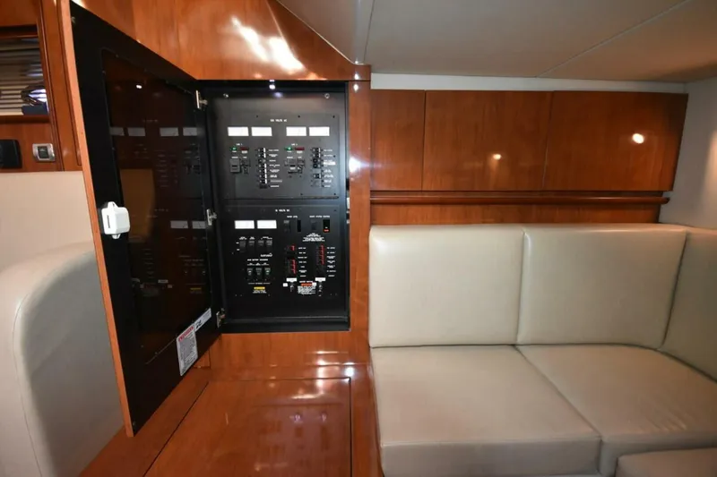 Slide: The Image of Sea Ray 390 Sundancer 2005 - 5715955