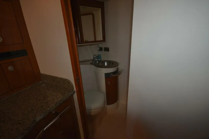 Slide: The Image of Sea Ray 390 Sundancer 2005 - 5715957