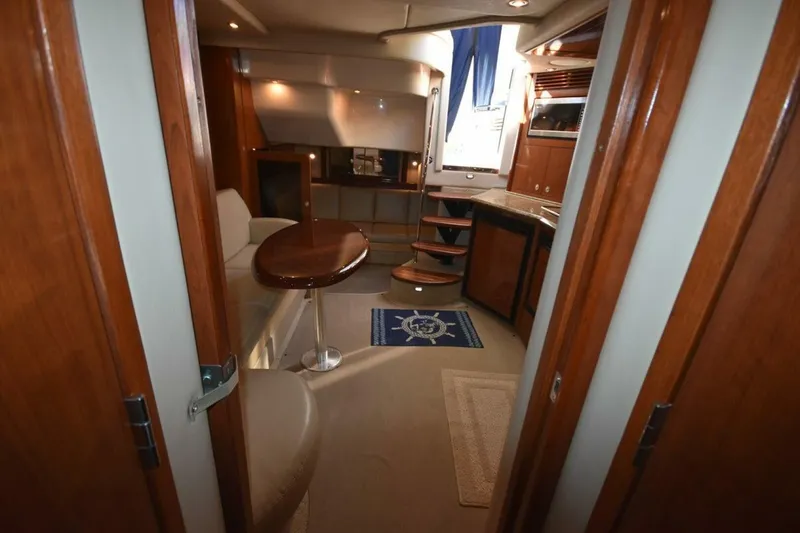 Slide: The Image of Sea Ray 390 Sundancer 2005 - 5715964